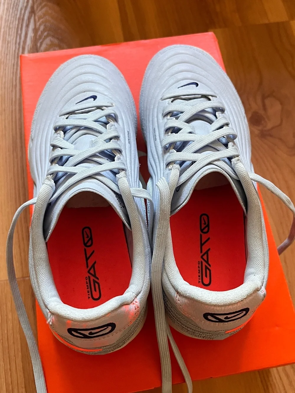 Nike Tiempo ReactGato IC Indoor Soccer Shoes - M 4.5 W 6